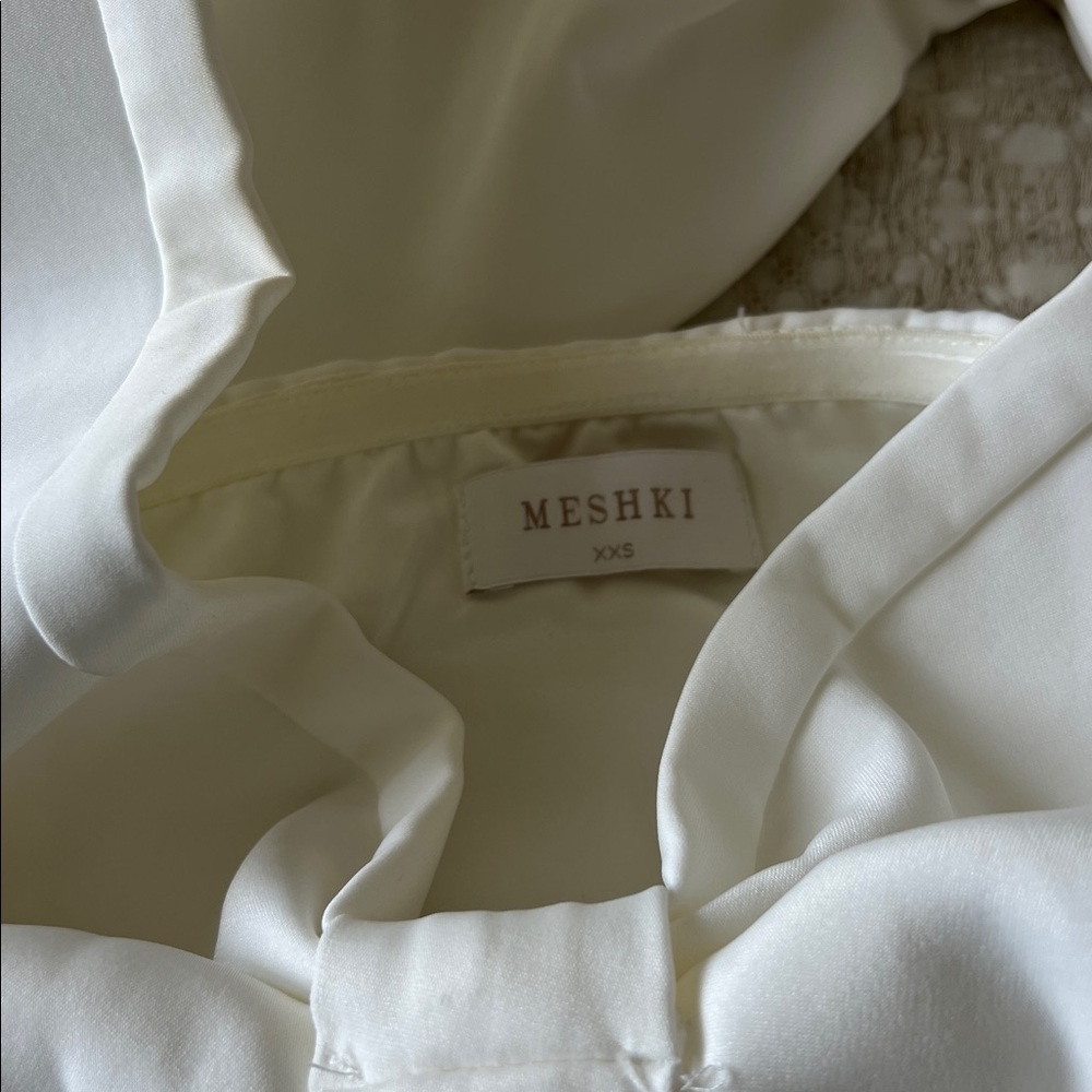 Meshki Gwyneth Off Shoulder Bow Mini Dress - Picture 2 of 11